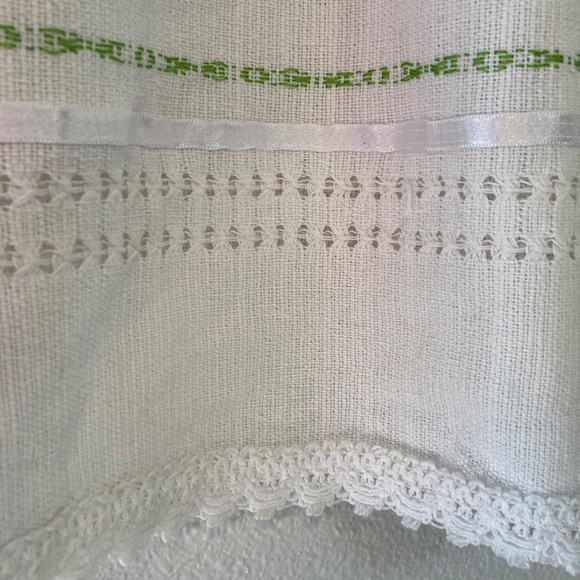 Mexican handmade floral embroidered waist tie dress - Picture 3 of 12